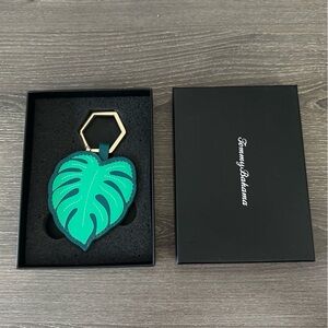 Tommy Bahama Green Palm Leaf Magnetic Hat Clip